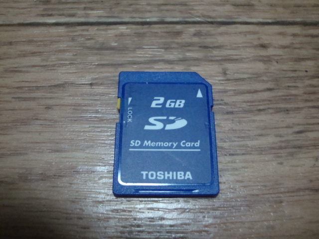 ★ 送料無料 TOSHIBA SDメモリーカード 2GB SD-M02G 東芝 ★の画像1