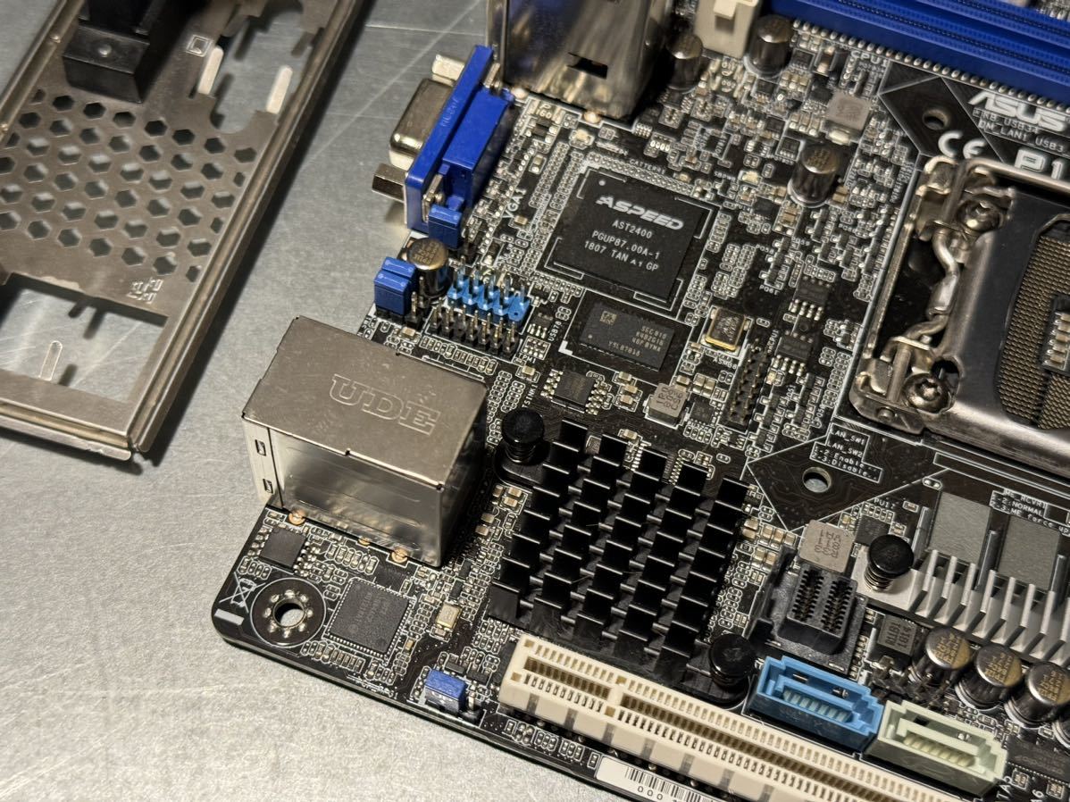 ★中古美品★ASUS P10S-I Mini ITX マザーボードNASサーバ最適 LGA1151 C236チップ Xeon 1200 v5/v6, ECCメモリ対応_画像3