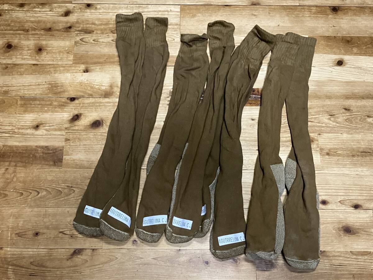  the US armed forces discharge boots socks 6 pairs set size unknown used good goods sea ..Danner BATES Under Armour Crye 5.11 LBT M4 M1911 M92 M14 P226