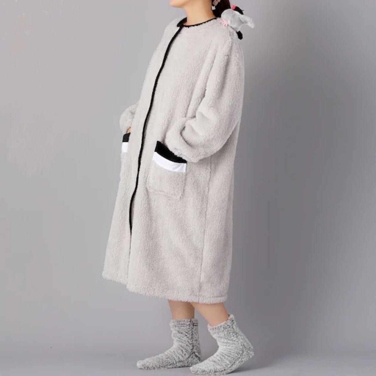 新品】着る毛布 肩のり文鳥 吸湿発熱 フリーサイズ Nウォーム 新品】着る毛布 肩のり文鳥 吸湿発熱 フリーサイズ Nウォーム