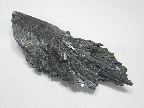 ブラックカイヤナイト Black Kyanite 藍晶石 結晶 原石 ブラジル 全国送料無料 No.０１_画像3