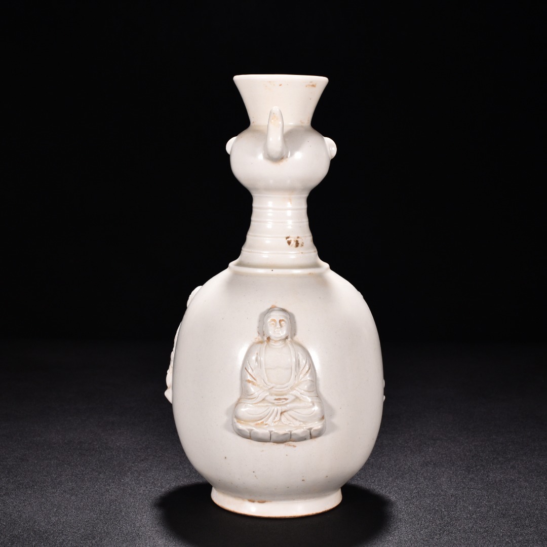  white porcelain .. Buddhist image hawk neck bin .. Tang thing ceramics and porcelain China fine art handicraft HB882