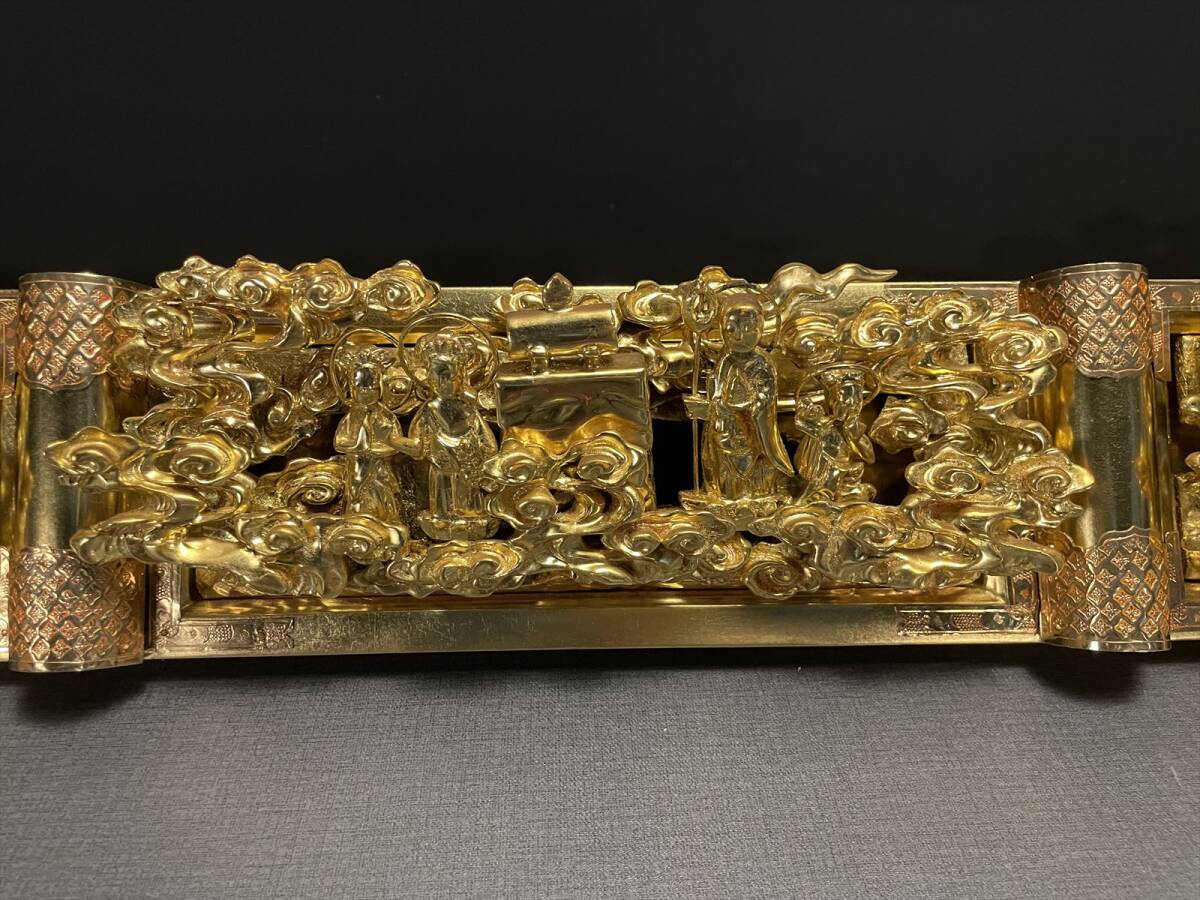 まごころ堂　最高級品仏壇の欄間　木製本金箔　手彫り　伝統工芸（K）　5734　M_画像3