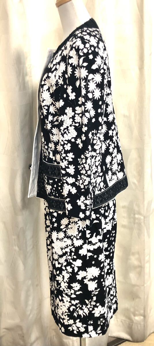 レオナール　セットアップ　スーツ　白黒　花柄　18680113_画像3