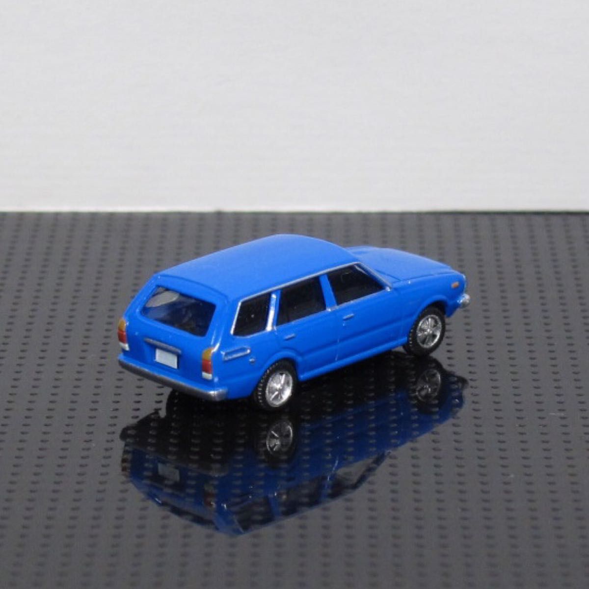 カーコレクション 基本セットL1 トヨタ カローラ 30 バン 青 トミーテック カーコレ 1/150【全長約3cm程度】