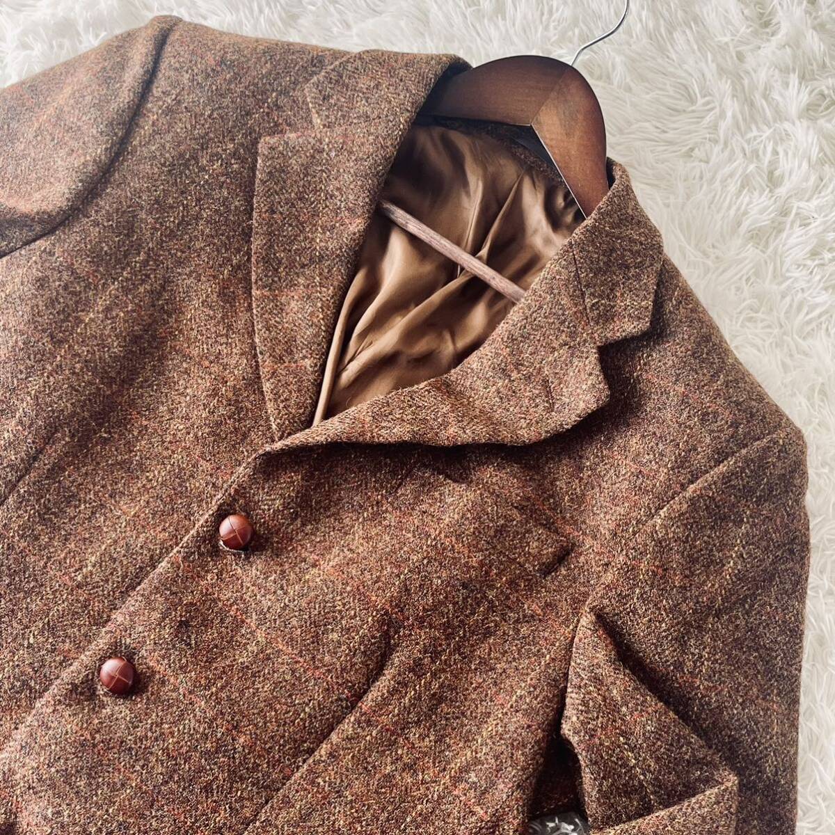 極美品 希少XLサイズ ハリスツイード Harris Tweed テーラードジャケット チェック くるみボタン アウター メンズ 紳士服 ブラウン 50 LLの画像3