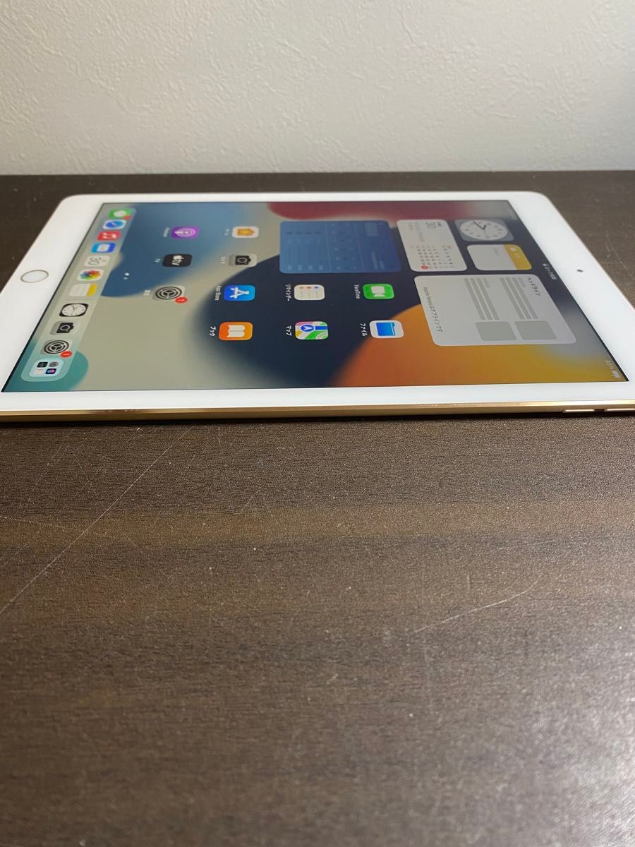 49934 iPad Air2世代　128GB ゴールド　Wi-Fiモデル　中古品　※本体のみ