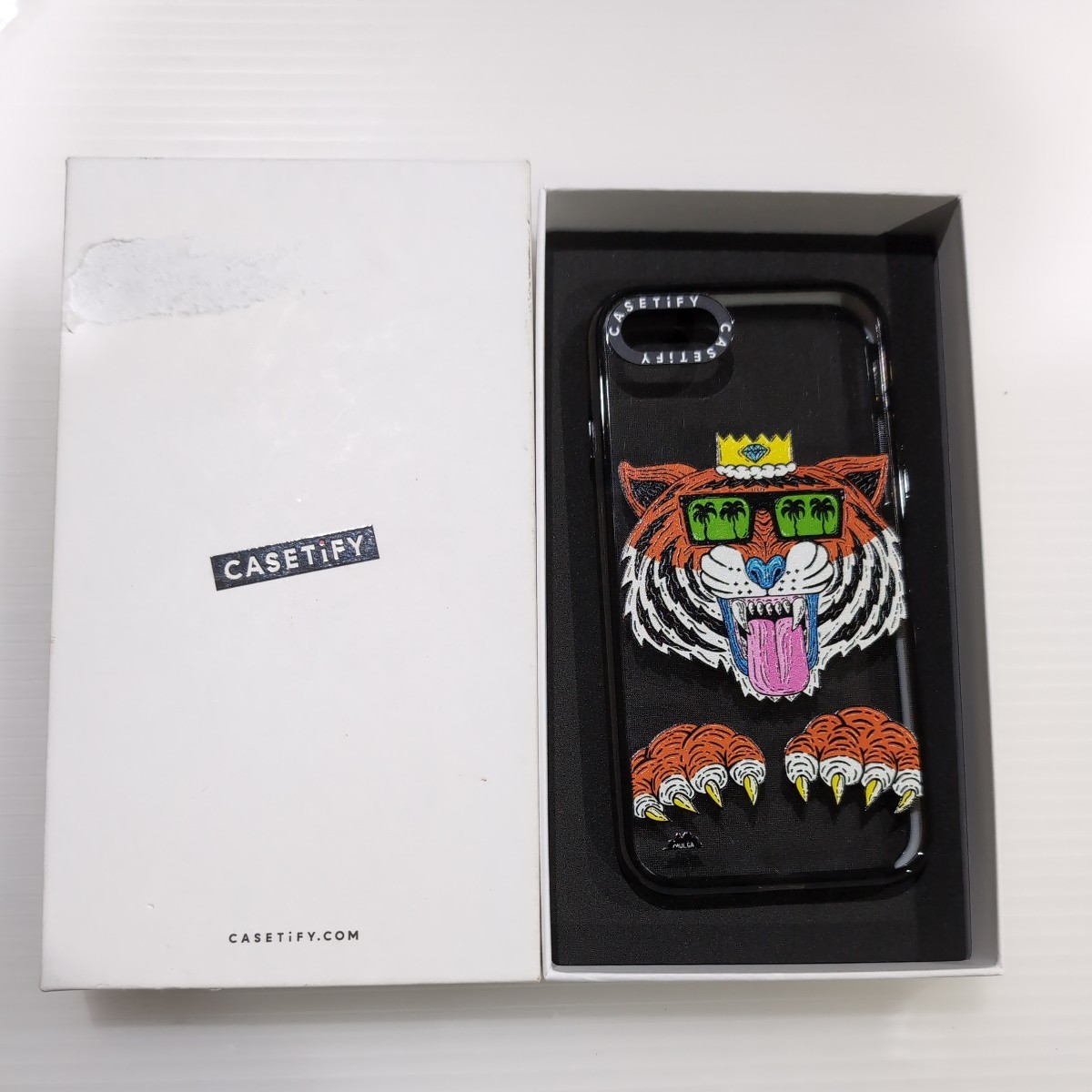 603p0337@CASETiFY インパクトケース iPhone SE (2020/2022) and iPhone 8/7 - King Louis the Tiger Phone Case by Mulga クリアブラック_画像1