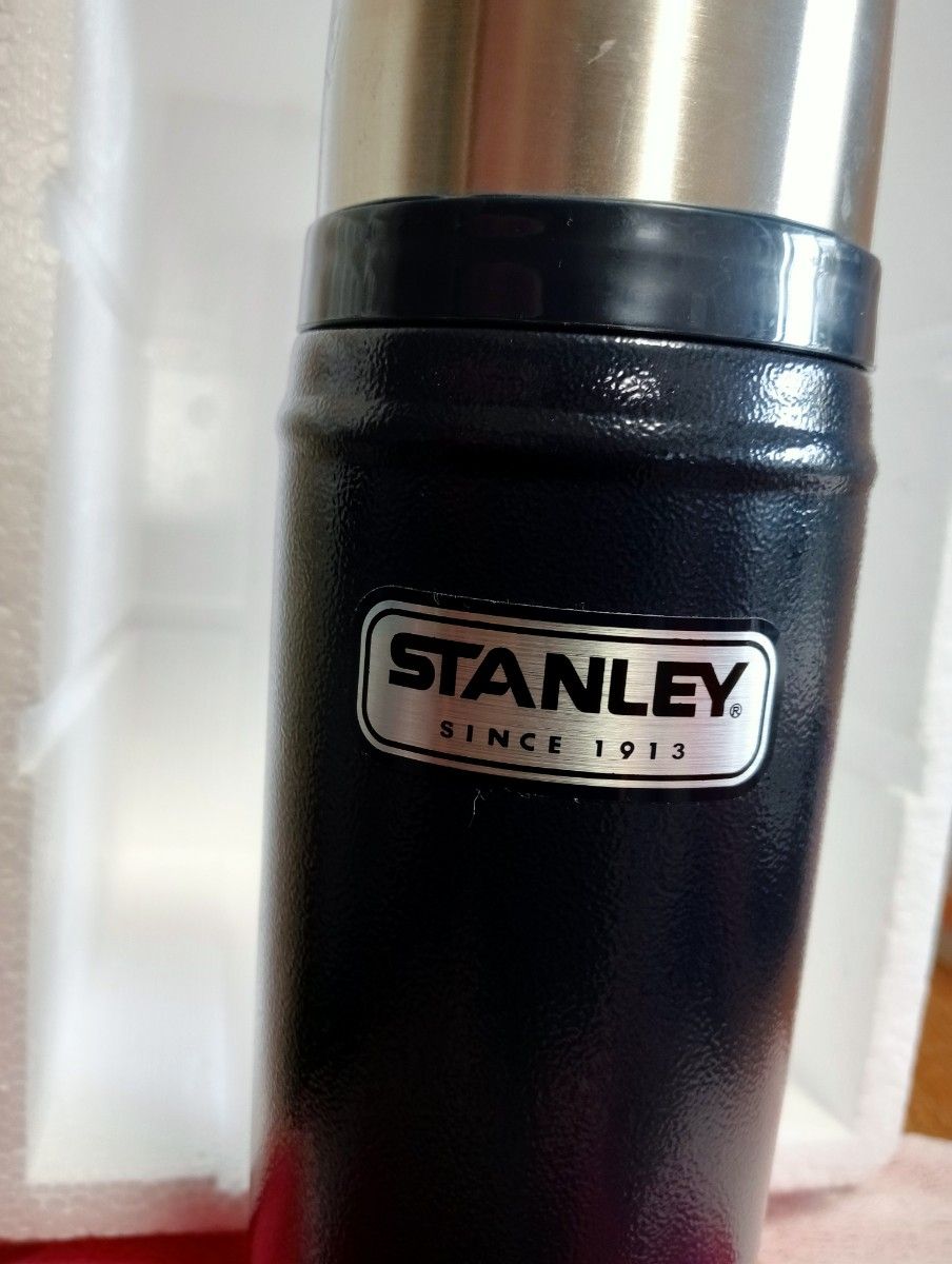 STANLEY 　スタンレー　 水筒　 旧ロゴ ネイビー 　ステンレスボトル