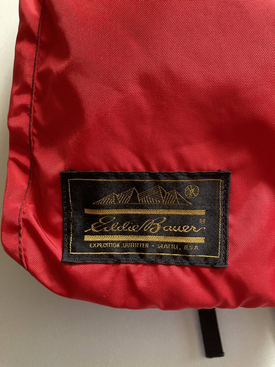 70s 80s ヴィンテージ Eddie Bauer エディーバウアー 黒タグ 赤ナイロン バックパック デイパック リュック アウトドア キャンプ_画像2