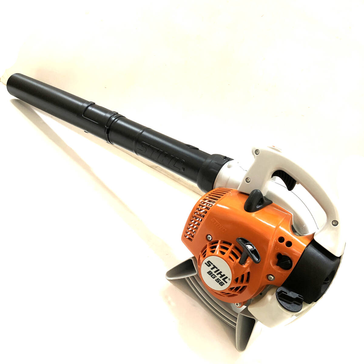 【未使用保管/付属無・本体のみ】STIHL スチール BG-56 エンジンブロワ 2-MIXエンジン搭載 コンパクトブロワー 送風機の画像1