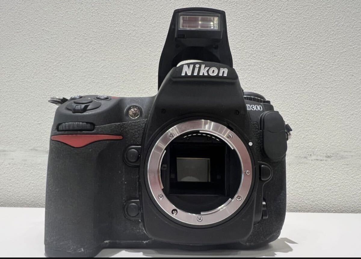 Nikon ニコン カメラ デジタル一眼レフカメラ ボディ D300 ジャンク扱いの画像1