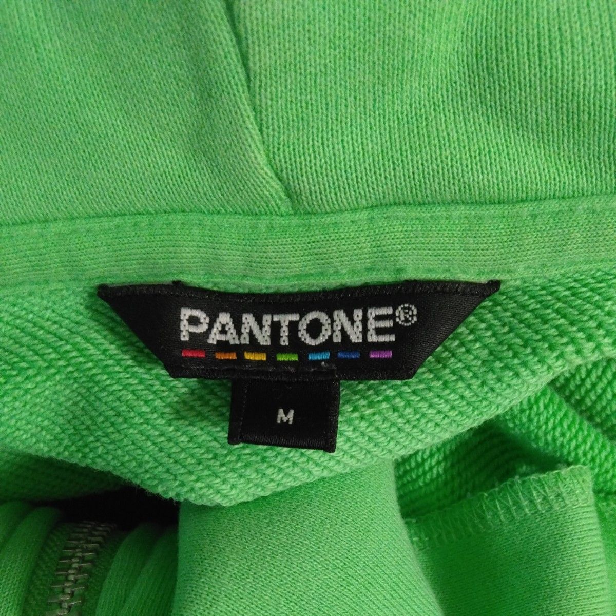 ユニクロ　UNIQLO　PANTONE　パーカー　グリーン　男女兼用　ユニセックス　M 　 トレーナー　パーカー　