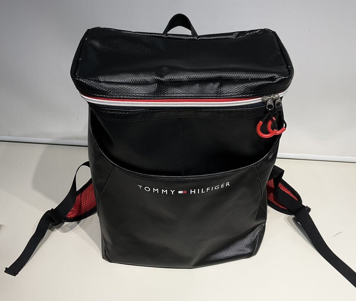 トミー ヒルフィガー ゴルフ TOMMY HILFIGER ハニカム リュック ゴルフ用品 リュックサック ブラック 中古品　希少