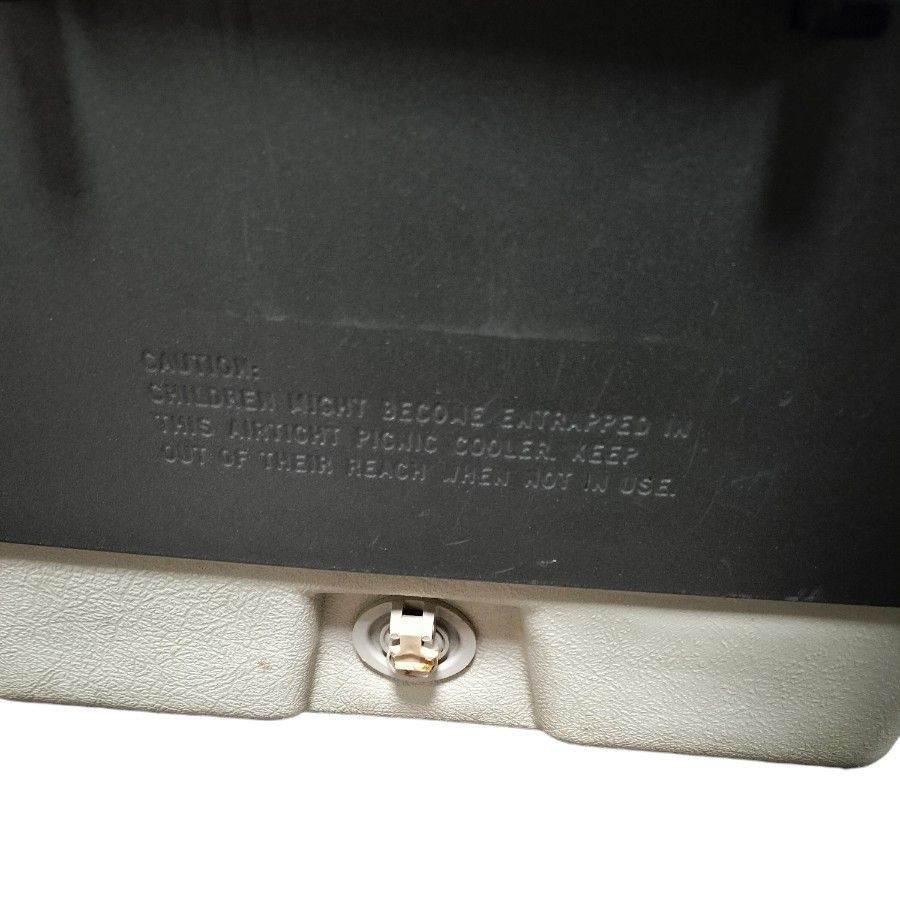 希少 Coleman コールマン スチールベルトクーラーBOX40 希少 Coleman コールマン スチールベルトクーラーBOX40
