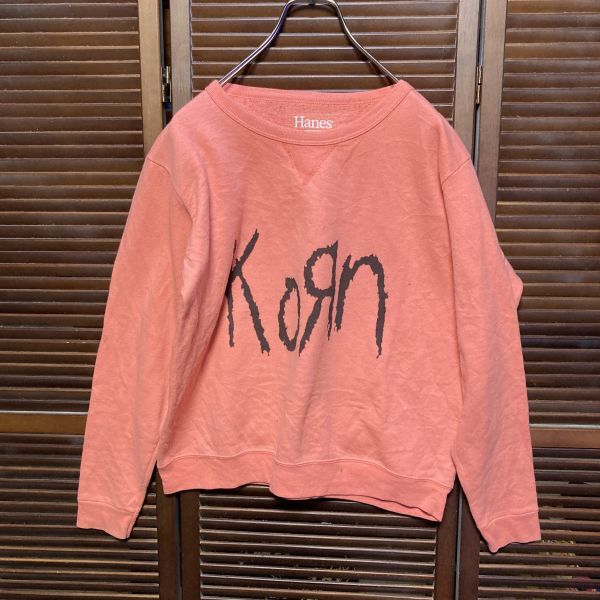 AEGO 1スタ ピンク バンド スウェット コーン KORN メタル ロック - 90s 00s ビンテージ アメリカ 古着 ベール 卸 仕入れの画像2