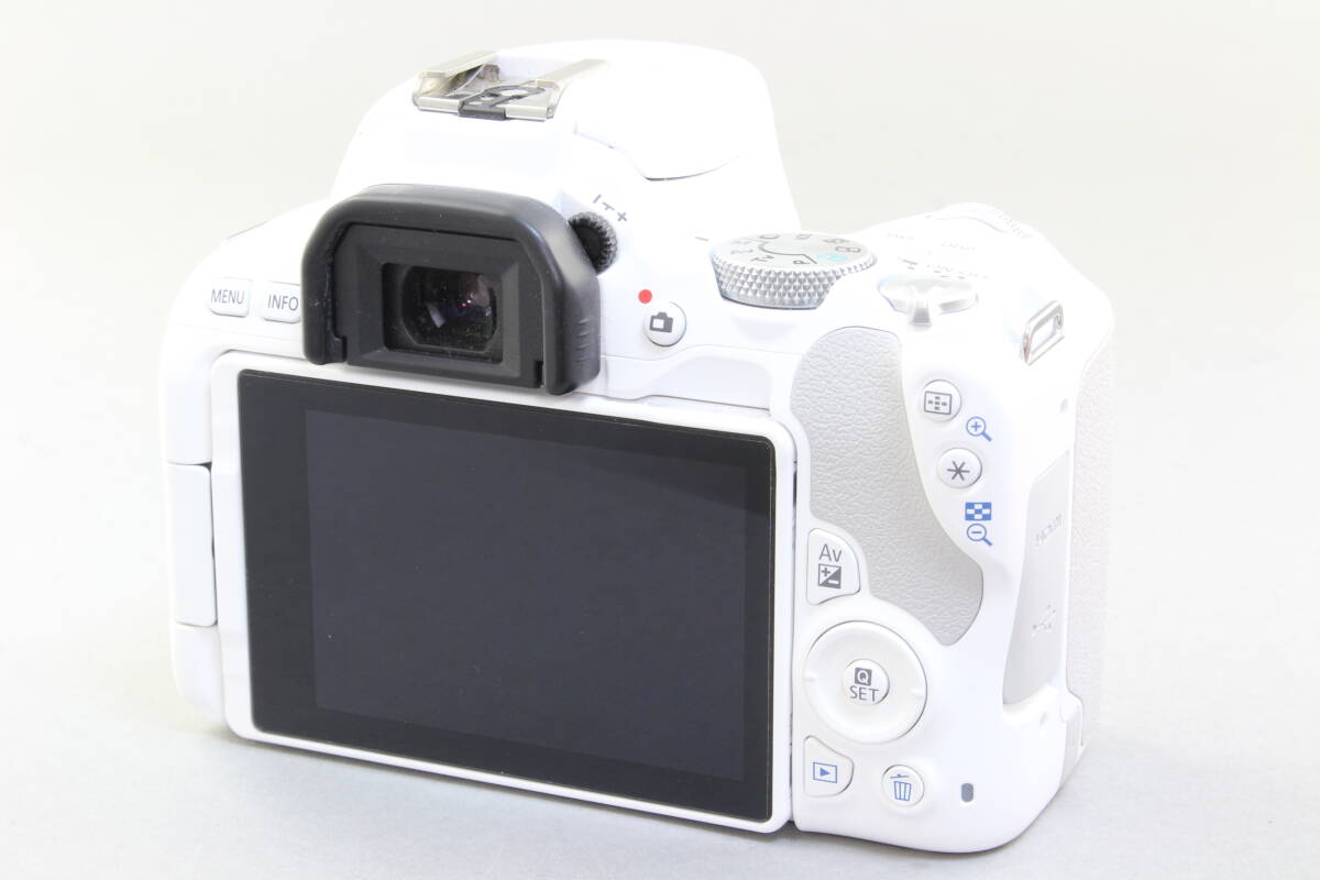 A+ (美品) Canon キヤノン EOS Kiss X9 ホワイト 18-55mm レンズキット ショット数1258回 初期不良返品無料 領収書発行可能_画像3