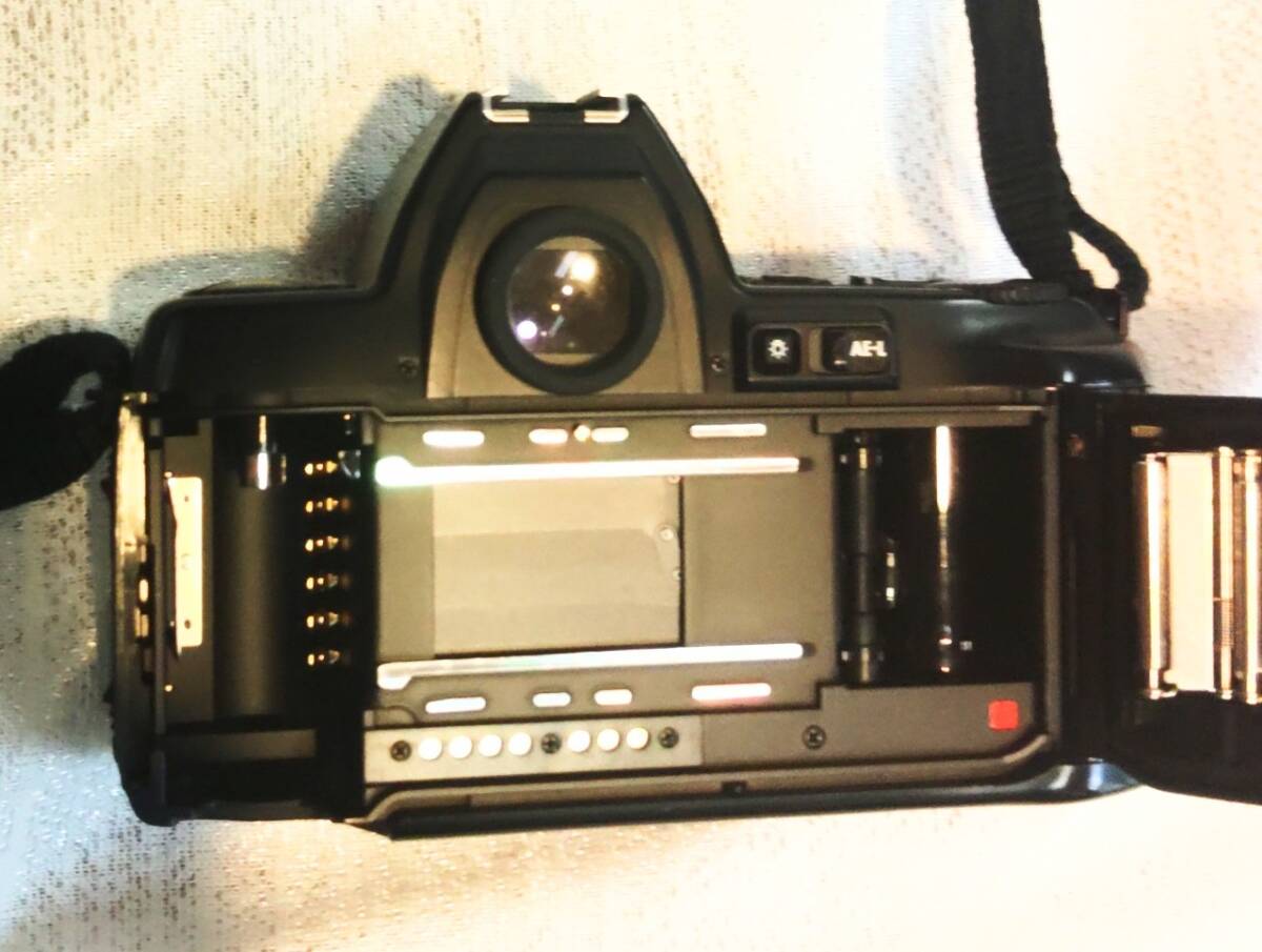 Nikon 1眼レフフィルムオートフォーカスカメラ本体 F-801S＋50mm標準135mm望遠＋300mm望遠セットの画像5