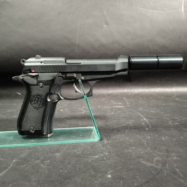 WA ウエスタンアームズ BERETTA M84FS Silencer Model ガスブローバック 中古現状品 u240043_画像3