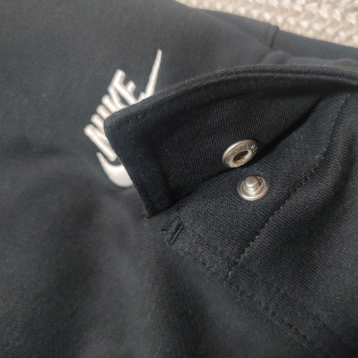 新品 未使用 NIKE スウェット カーゴパンツ L ブラック 黒 パンツ メンズ ナイキ ジョガーパンツの画像7