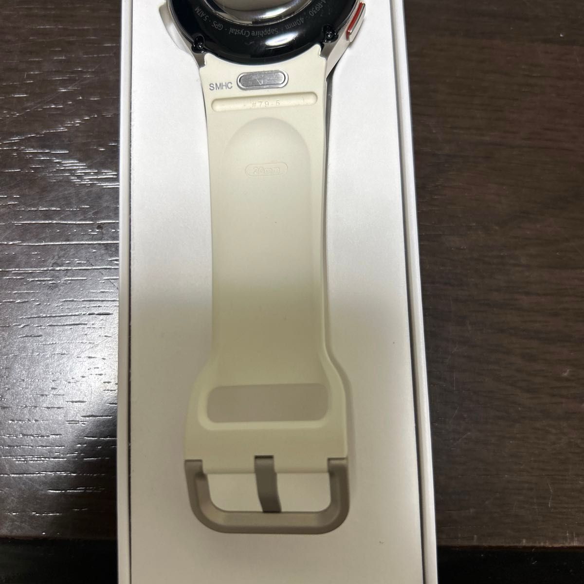 レザーバンド付き　Galaxy Watch6 WiFiモデル SM-R930 Gold 40mm