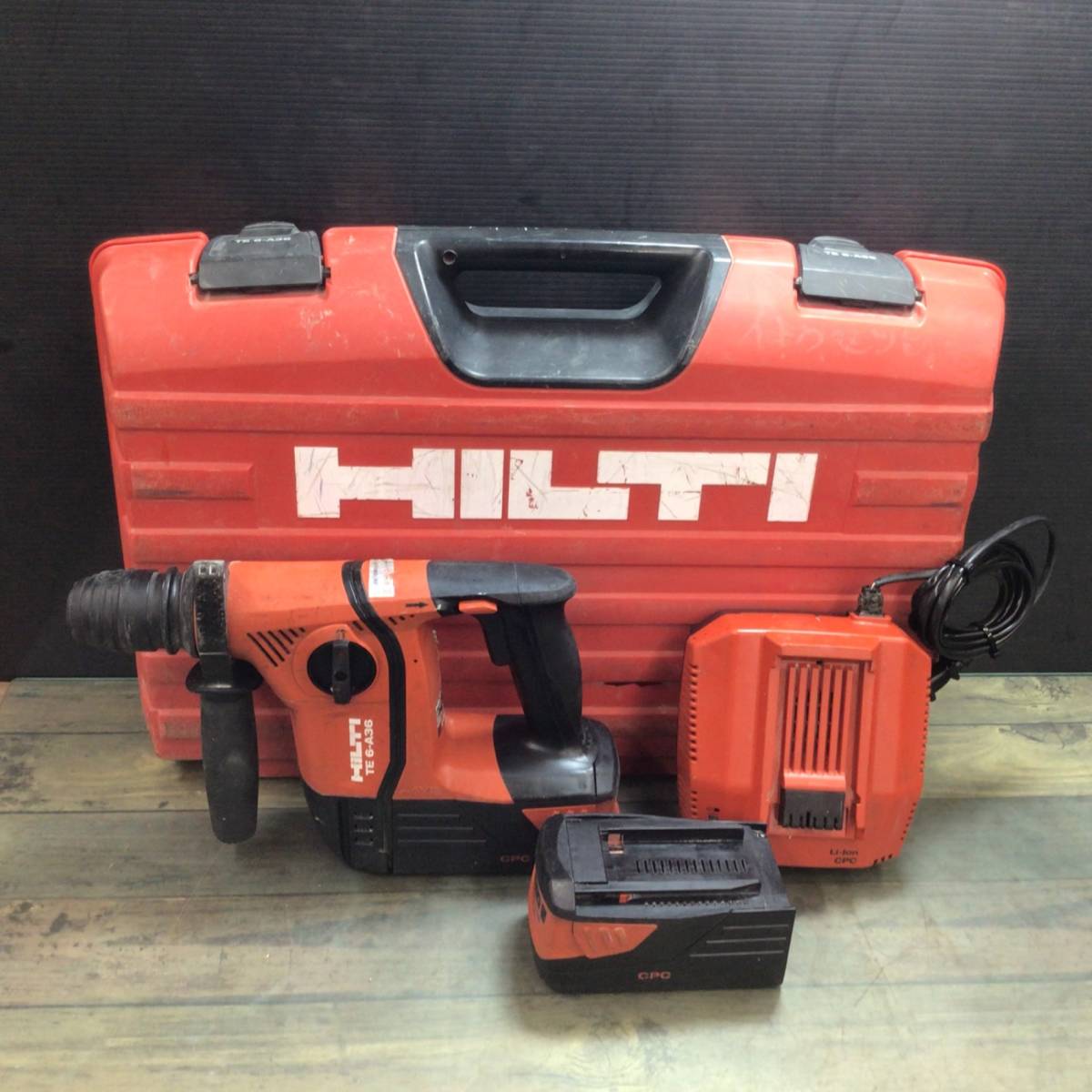 【中古品】ヒルティ(Hilti) 充電式ロータリーハンマー TE6-A36【代引きOK!!】