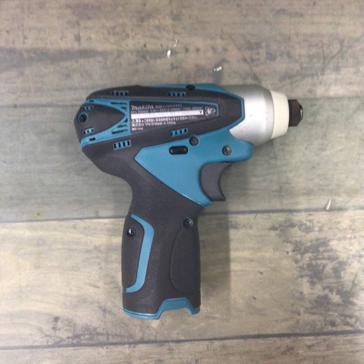 【中古品】 マキタ(makita) コードレスインパクトドライバー TD090DWX 【代引きOK】_画像3