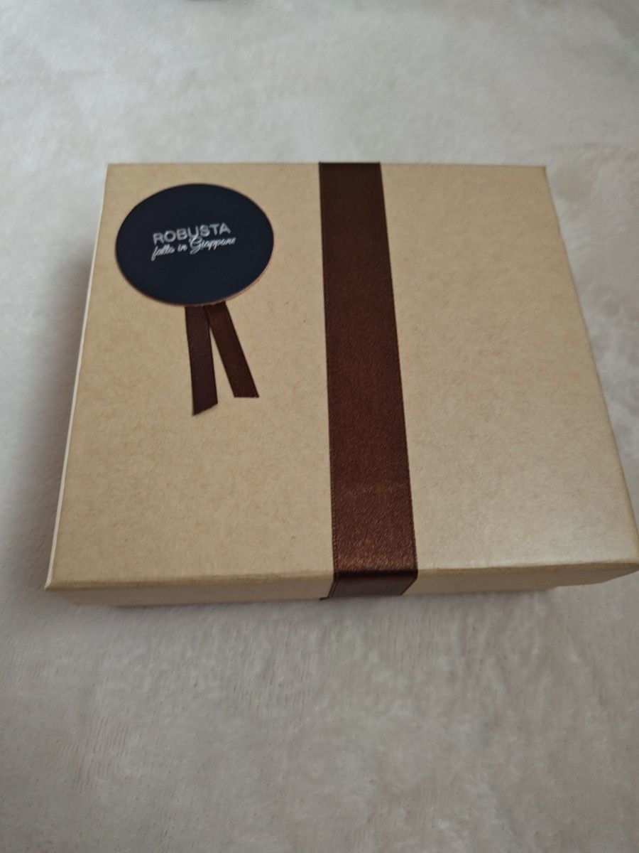 ロブスタレザーRobusta leather ホーウィンコードバン 三つ折り ロブスタレザーRobusta leather ホーウィンコードバン 三つ折り