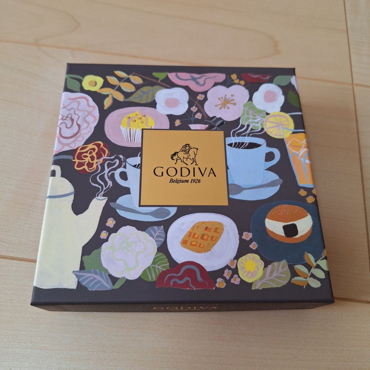 ゴディバ 空き箱 チョコレート GODIVA 2023 正方形 小物入れ