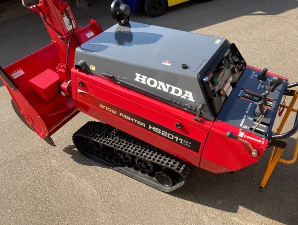 Yahoo!オークション - 新潟 ホンダ 20馬力 大型除雪機 HS2011Z Yahoo!オークション - 新潟 ホンダ 20馬力 大型除雪機 HS2011Z