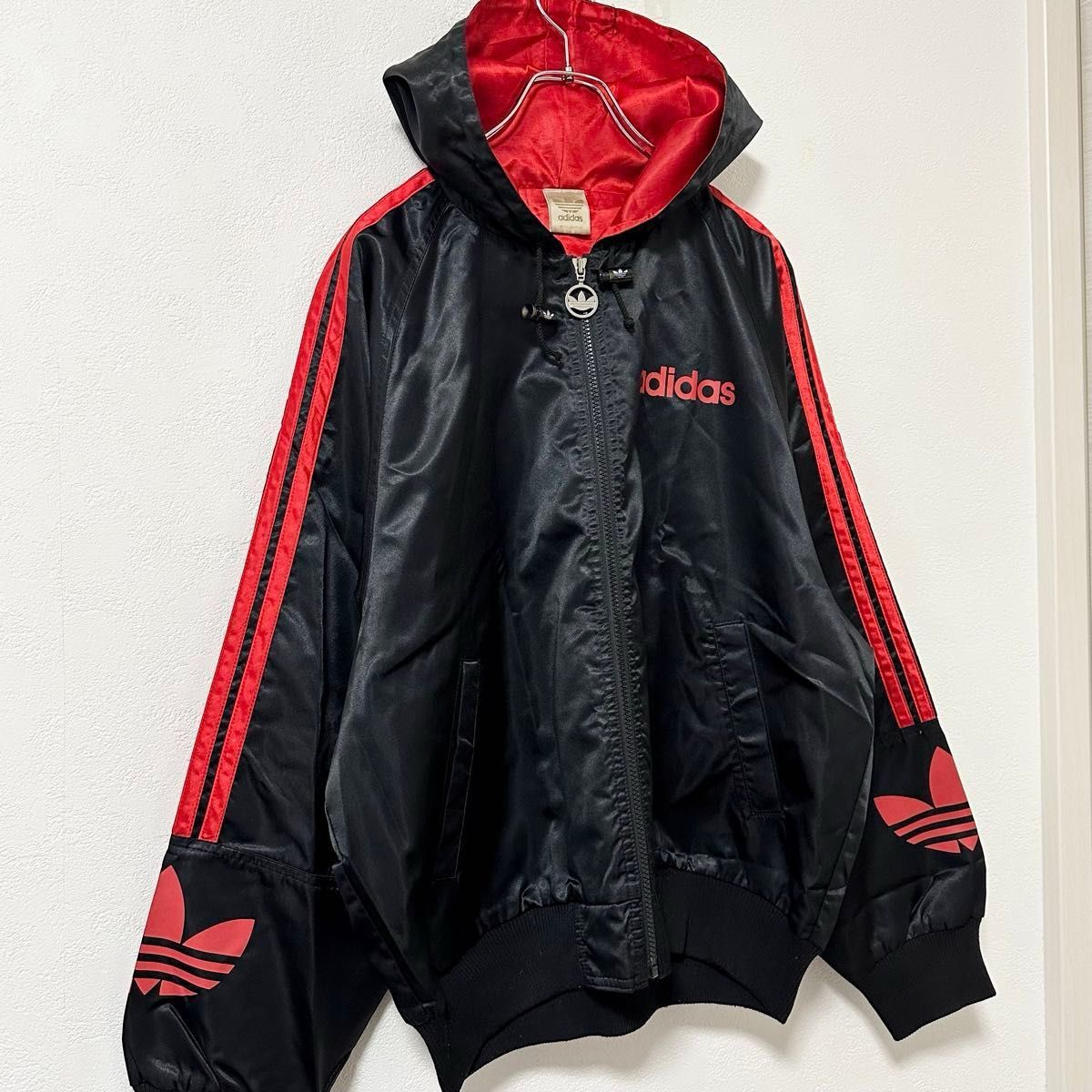 美品★極レア★80s★adidas/アディダス★デサント社製★ブルゾン★ナイロンジャケット★フーディー★RUNDMC★黒赤★XL