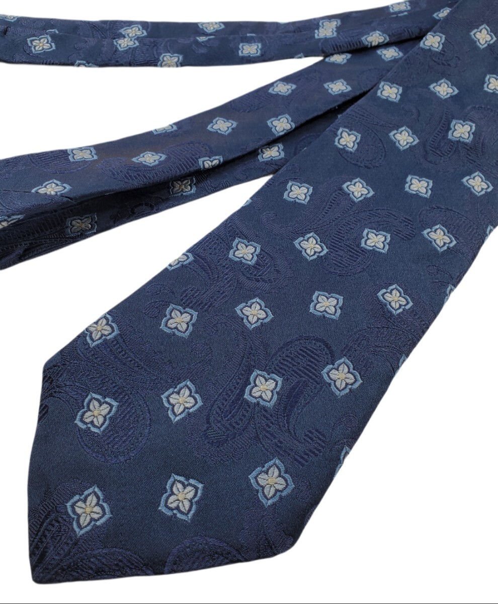 410/ beautiful goods HUGO BOSS Hugo Boss used USED fine pattern pattern necktie 