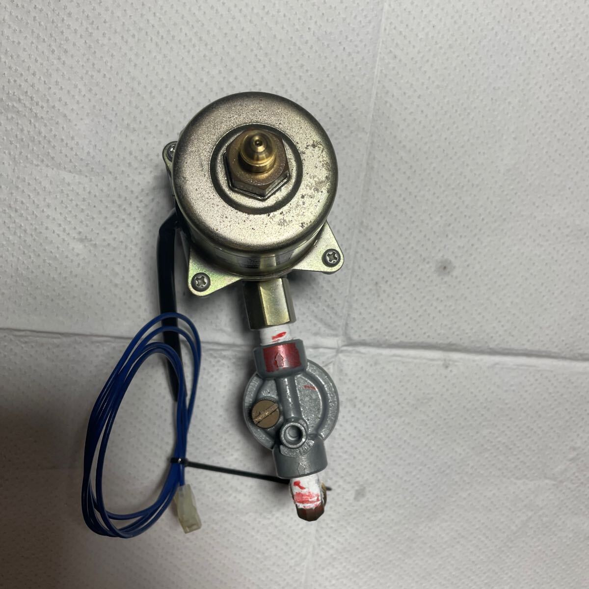 ジャンク コロナ 石油小型給湯機 UIB-NX37P 電磁ポンプ VSE63 ジャンク コロナ 石油小型給湯機 UIB-NX37P 電磁ポンプ VSE63