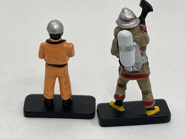 #* Kaiyodo Rescue 119 bonus figure (. water work & fire fighting axe. . member other )