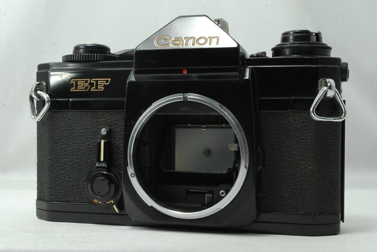 Canon EF 35mm SLR Film Camera Body Only SN301872_画像1