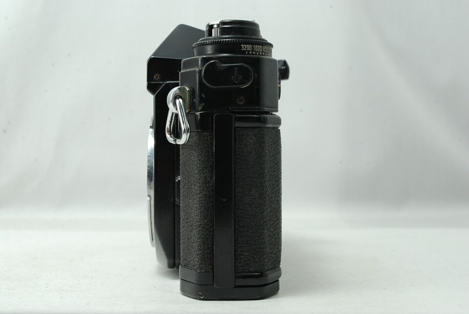 Canon EF 35mm SLR Film Camera Body Only SN301872_画像2