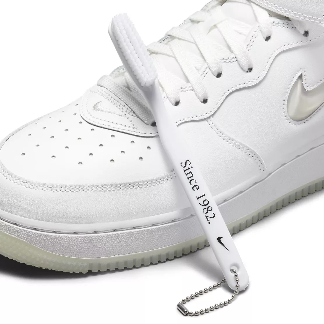 ■ナイキ エア フォース 1 ミッド '07 サミットホワイト/ライトボーン 新品 30.5cm US12.5 NIKE AIR FORCE 1 MID '07 DZ2672-101の画像6