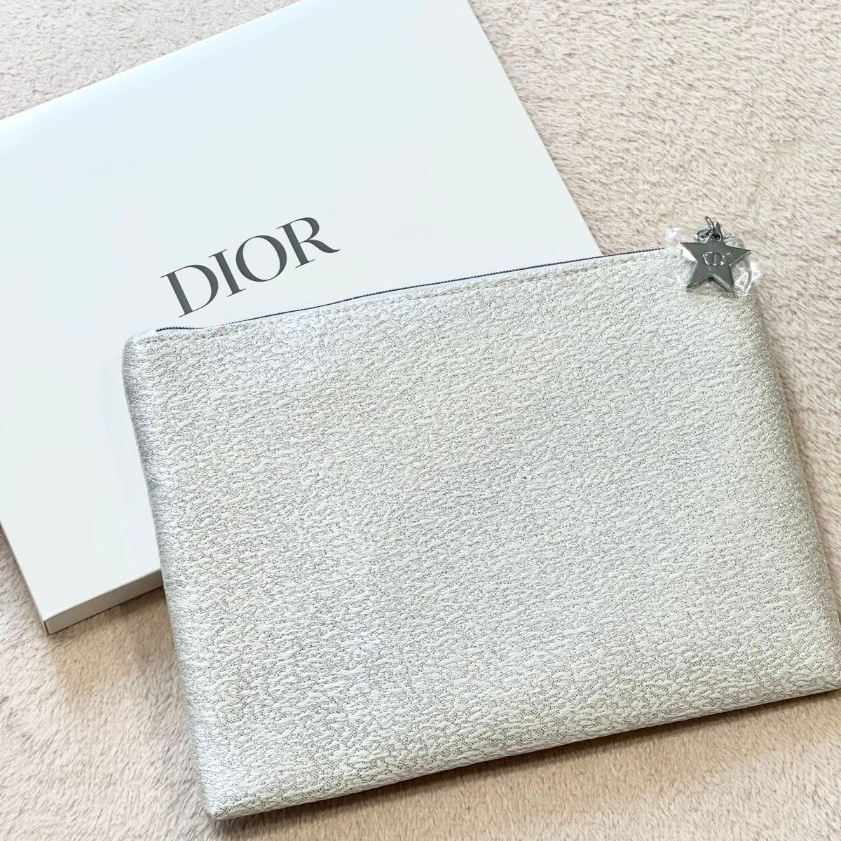 新品未使用☆Christian Dior クリスチャン・ディオール フラット ポーチ ノベルティ 白 ホワイト キラキラ スター