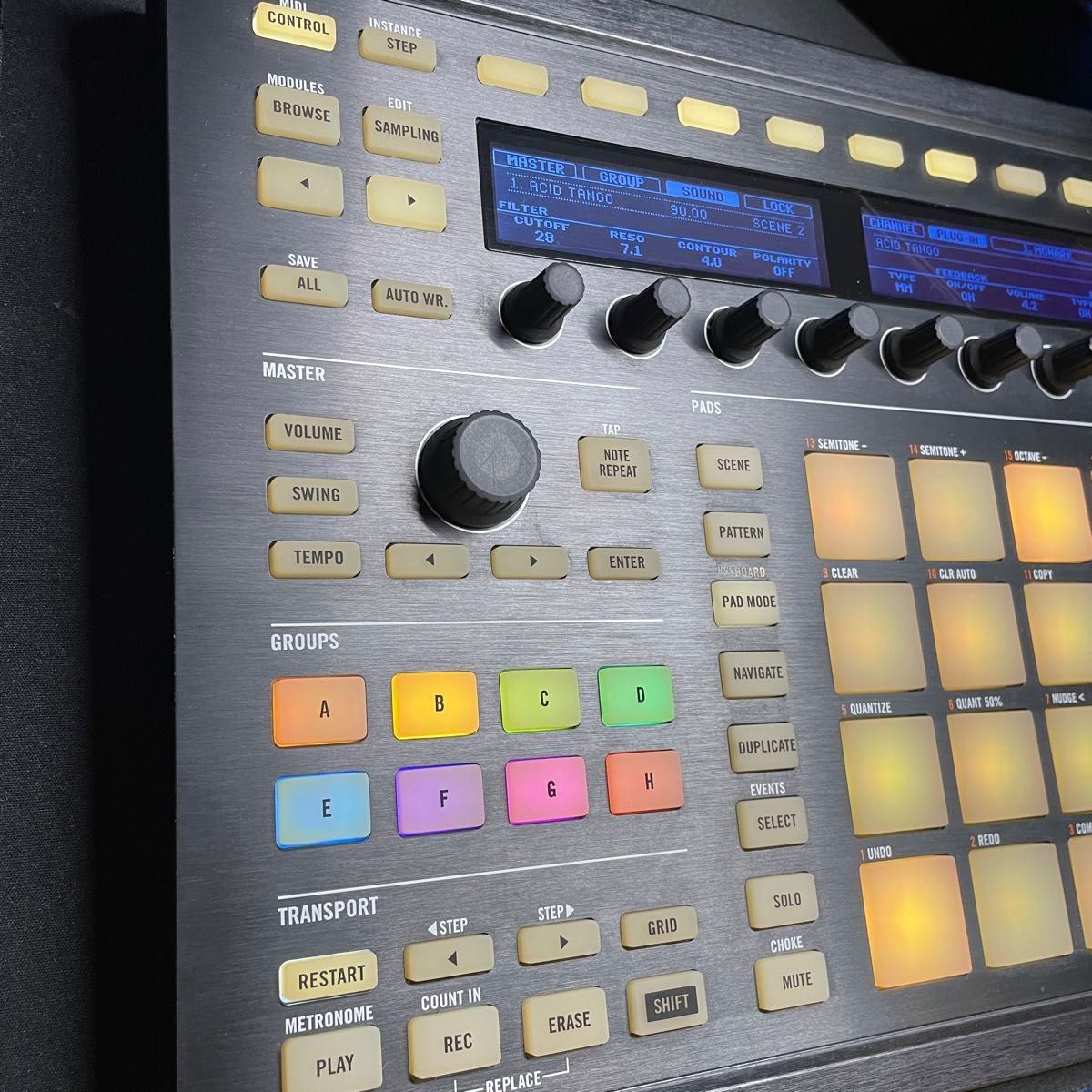 Native Instruments MASCHINE mk2