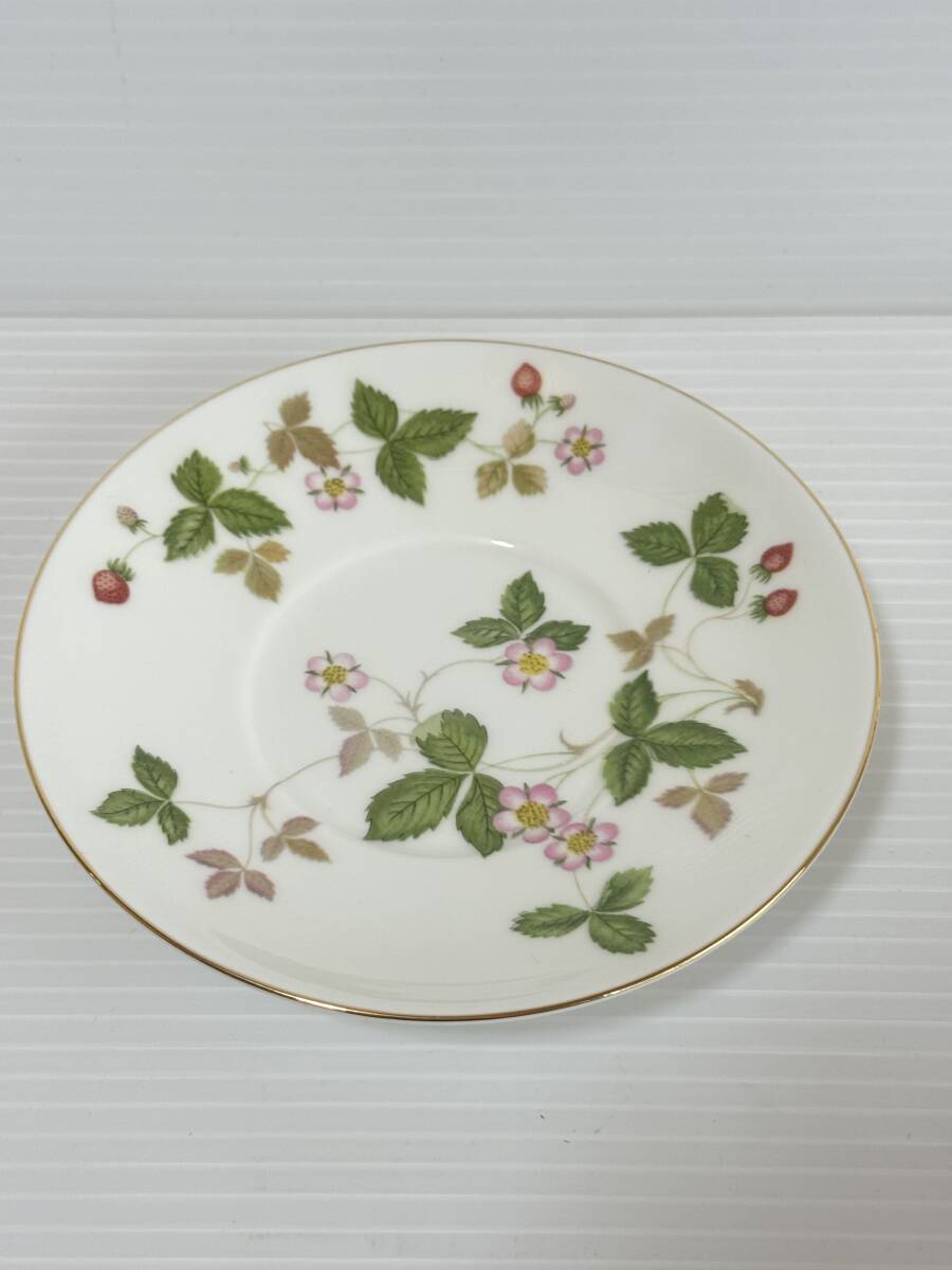 Ｌ133未使用元箱入　WEDGWOOD/ウェッジウッド2点　WILD STRAWBERRY/ワイルドストロベリー　オクタゴナルディッシュ皿＆カップ＆ソーサー_画像7