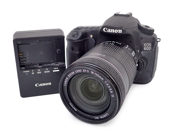 9MQ Canon キャノン EOS60D DS126281 デジタル一眼レフカメラ EF-S 18-135mm 1:3.5-5.6 IS_画像1