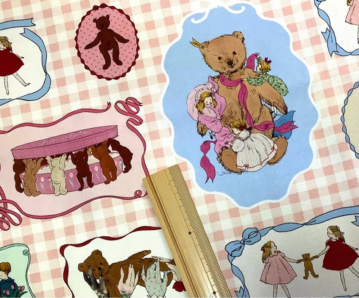 くらはしれい イラストオックス生地 Wrapping Bears 50cm