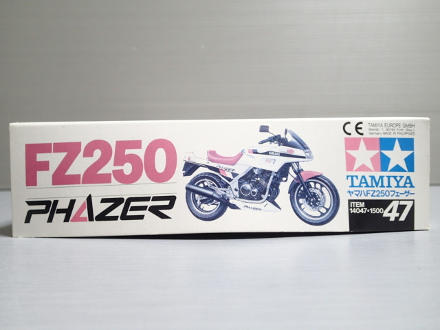 タミヤ 1/12 YAMAHA (ヤマハ) FZ250 フェ-ザー 未組立の画像2