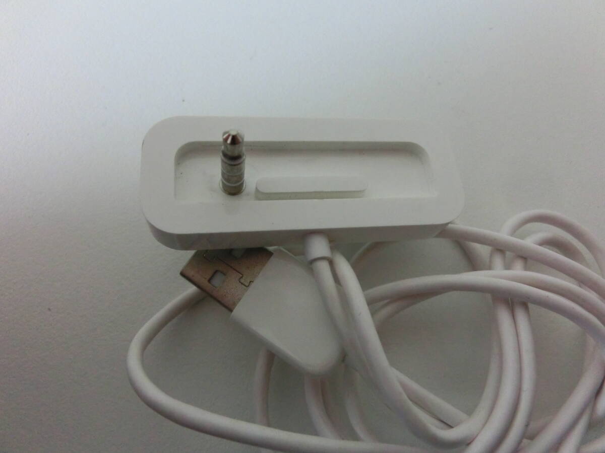 中古品 保管品 動作未確認 Apple アップル ipod Shuffle 第2世代 パープル A1204 充電器付き/激安1円スタートの画像7
