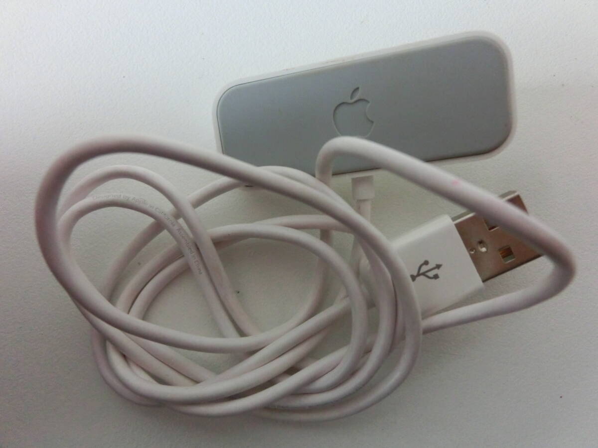 中古品 保管品 動作未確認 Apple アップル ipod Shuffle 第2世代 パープル A1204 充電器付き/激安1円スタートの画像6
