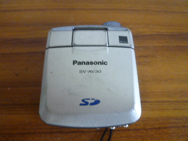 ☆中古品保管品/Panasonic/パナソニック/SV-AV30/SDマルチカメラ/本体のみ/ジャンク扱い/激安１円スタート☆の画像1