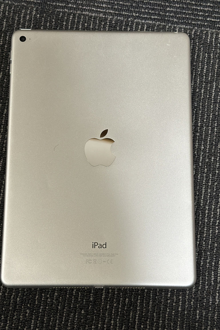 iPad Air2　64GB　Wi-Fiモデル　美品_画像2