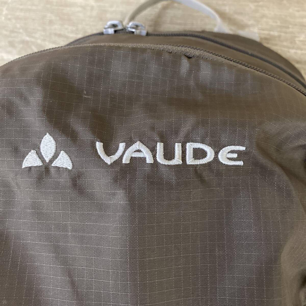 VAUDE TACORA 26 レインカバー 付き ファウデ タコラ グレー バックパック リュック 登山 ハイキング アウトドア tmc02052516_画像5