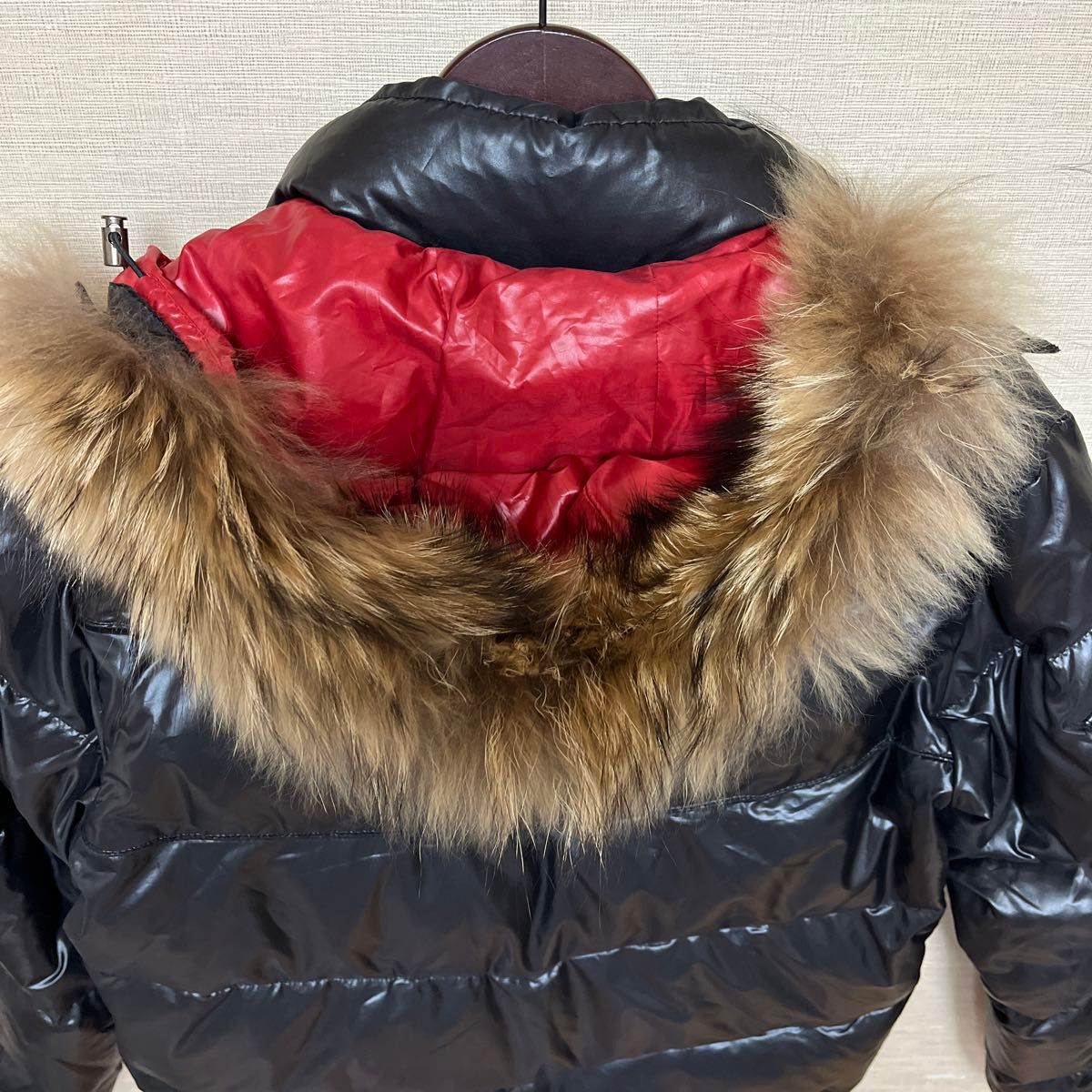 タケオキクチ TAKEO KIKUCHI ダウンジャケット 黒 ブラック 映える裏地 赤 メンズ 冬 極暖 肉厚