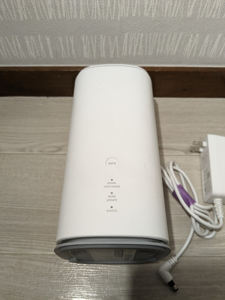 【F098】【稼働品】 SPEED Wi-Fi HOME 5G L13 ZTR02 2023年製 au ホームルーター ホワイトの画像2